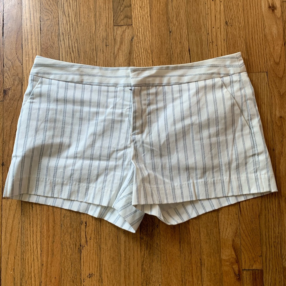 Joie Merci Short Size 6